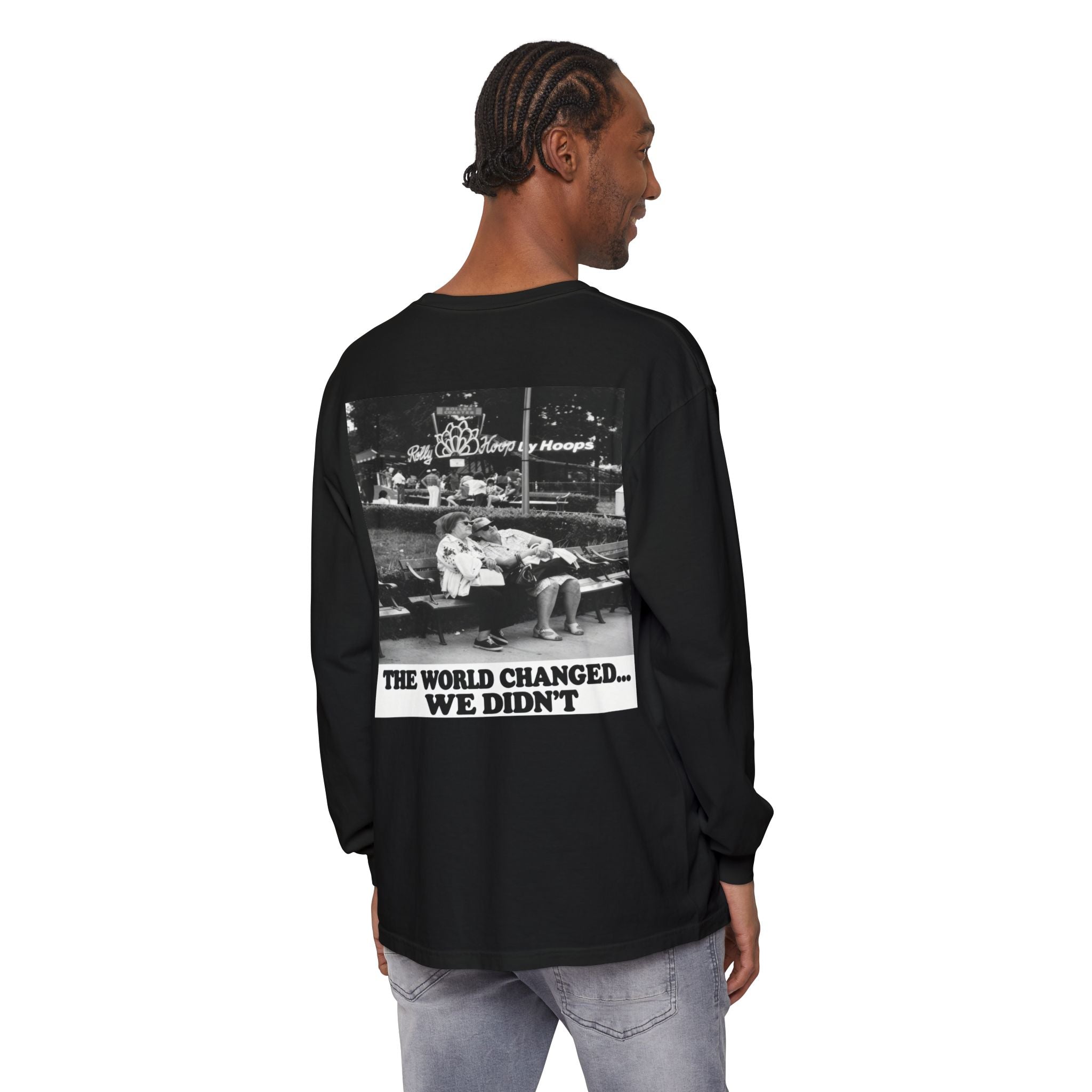 Nostalgic Americana Old Woman Sitting on Bench Long Sleeve T-Shirt | Retro Humor