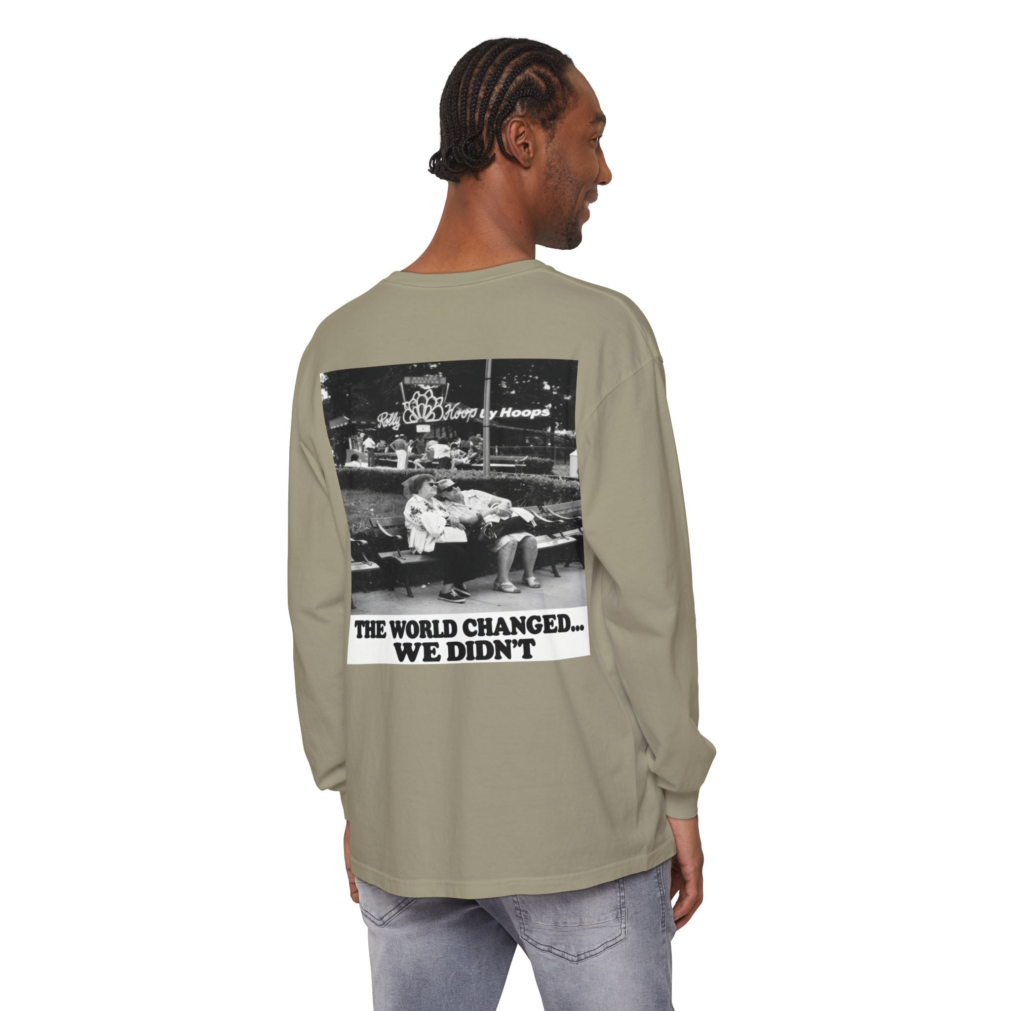 Nostalgic Americana Old Woman Sitting on Bench Long Sleeve T-Shirt | Retro Humor