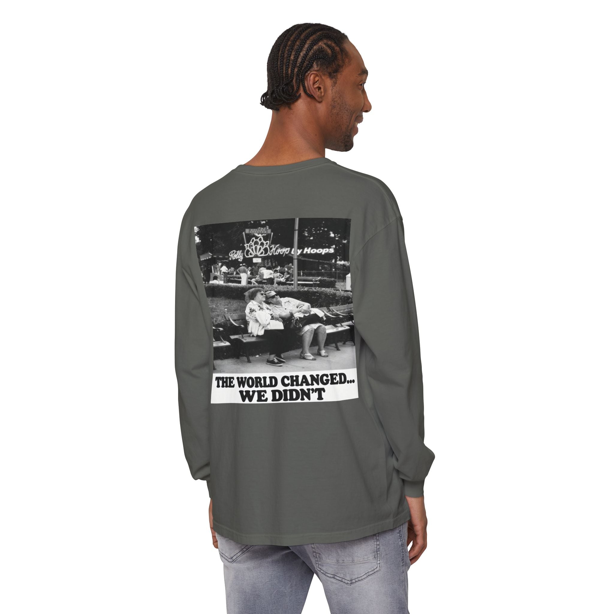 Nostalgic Americana Old Woman Sitting on Bench Long Sleeve T-Shirt | Retro Humor